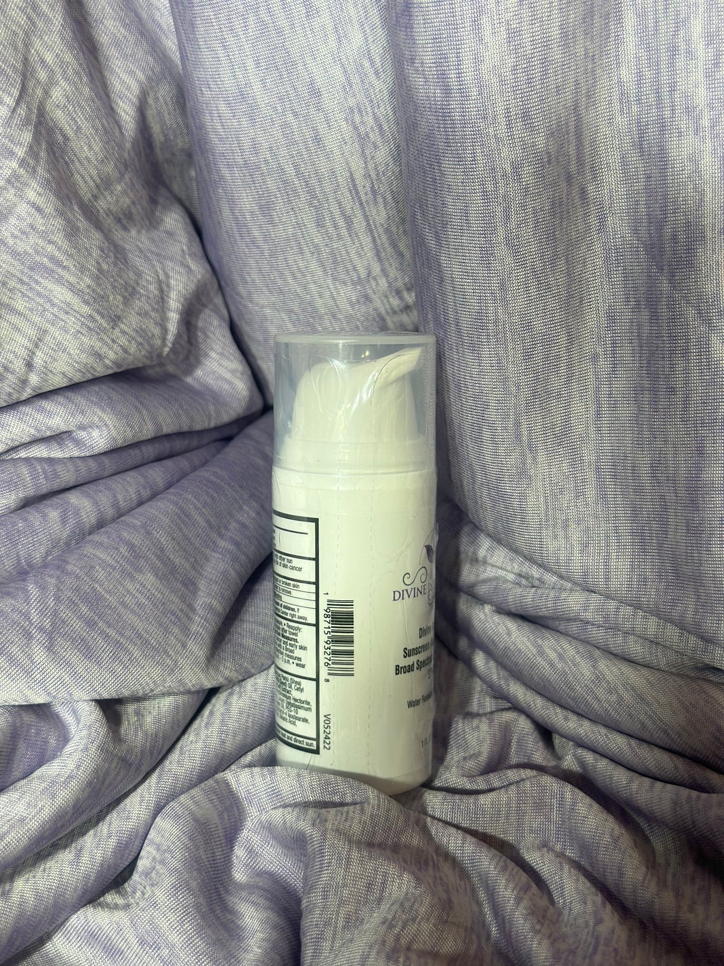 DIVINE RADIANCE SPF 30